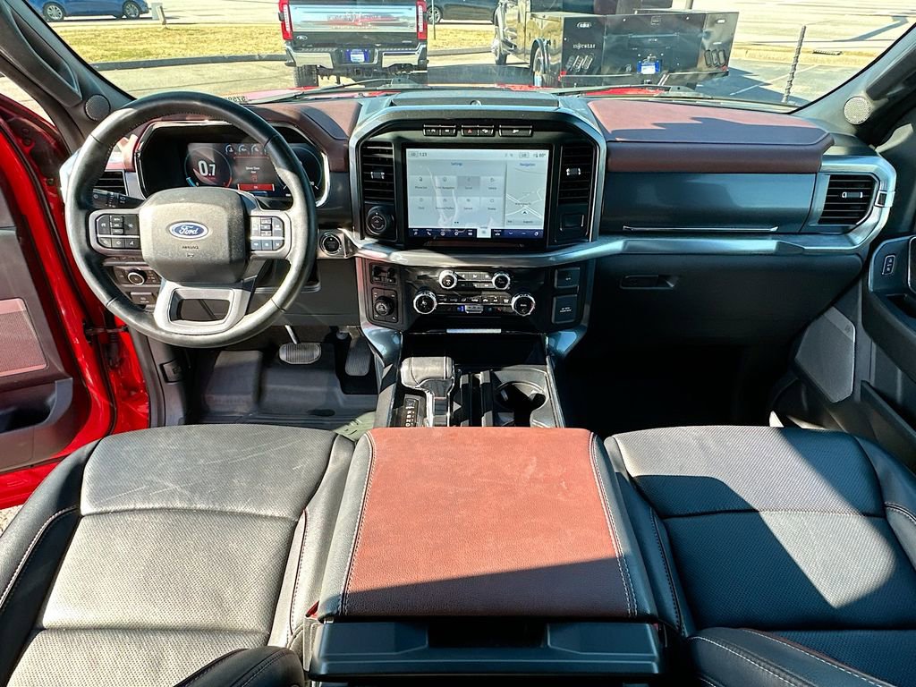 Used 2023 Ford F150 Lariat image 3