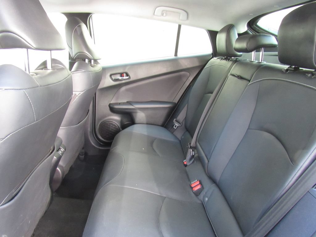Used 2021 Toyota Prius Prime Limited FWD image 18