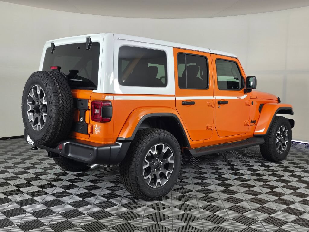 New 2026 Jeep Wrangler Unlimited Sahara w/ Whitecap Package AWD/4WD image 4