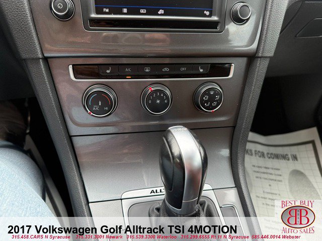 Used 2017 Volkswagen Golf Alltrack S AWD/4WD image 16