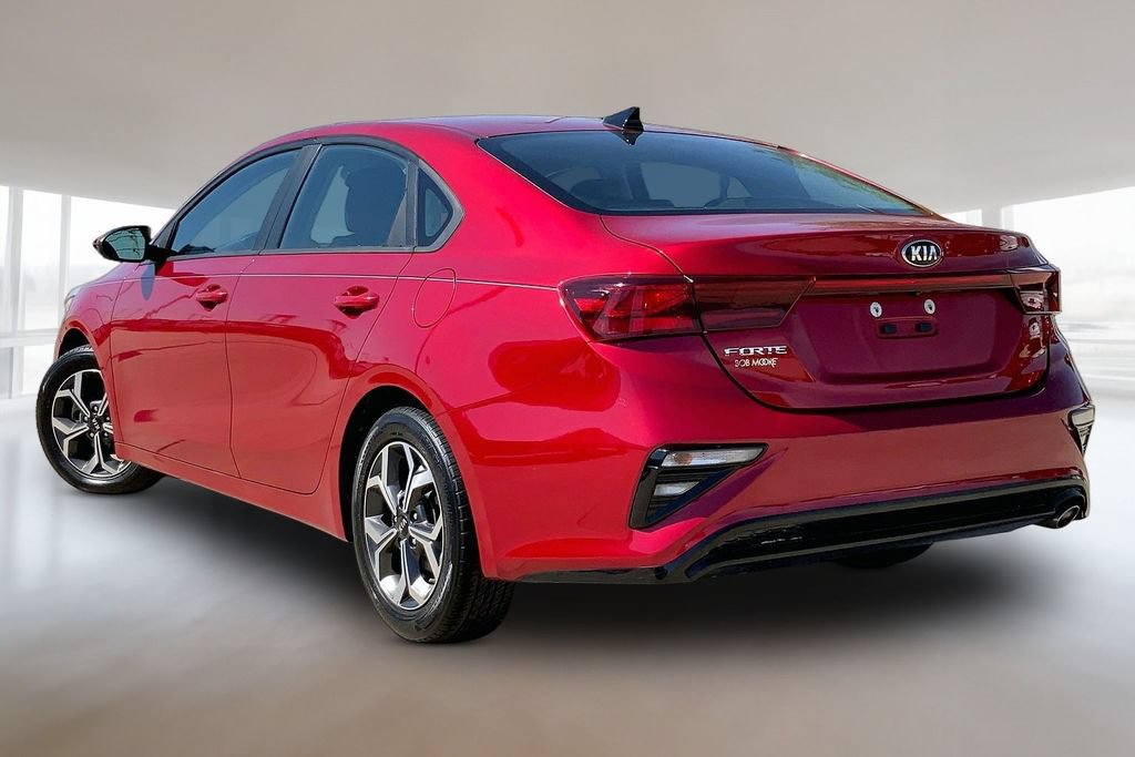 Used 2020 Kia Forte LXS FWD image 12