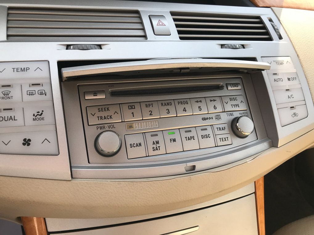 Used 2005 Toyota Avalon Limited image 18