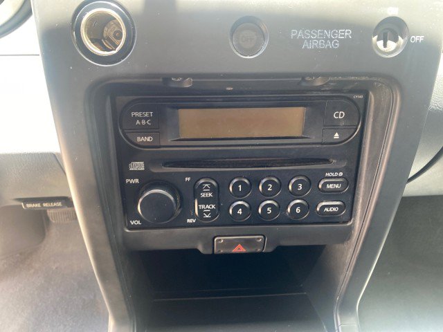 Used 2002 Nissan Frontier XE image 45