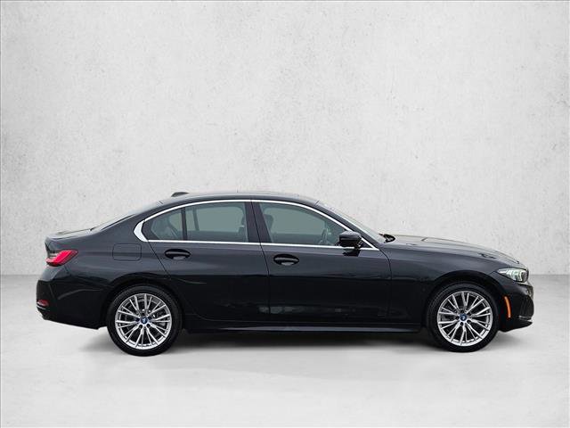 Used 2024 BMW 330e image 4