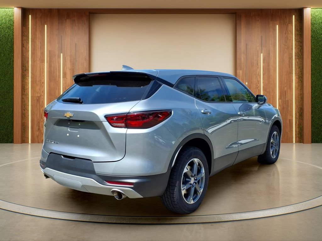 Certified 2025 Chevrolet Blazer LT AWD/4WD image 35