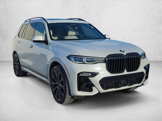 Used 2022 BMW X7 M50i AWD/4WD image 3