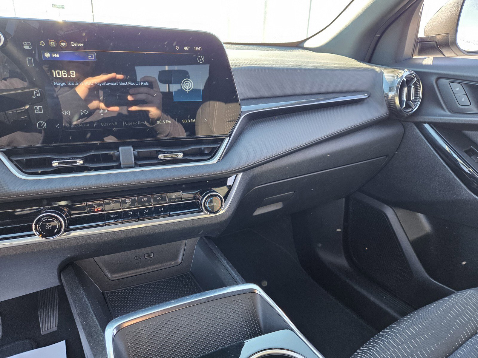 Used 2025 Chevrolet Equinox LT image 21