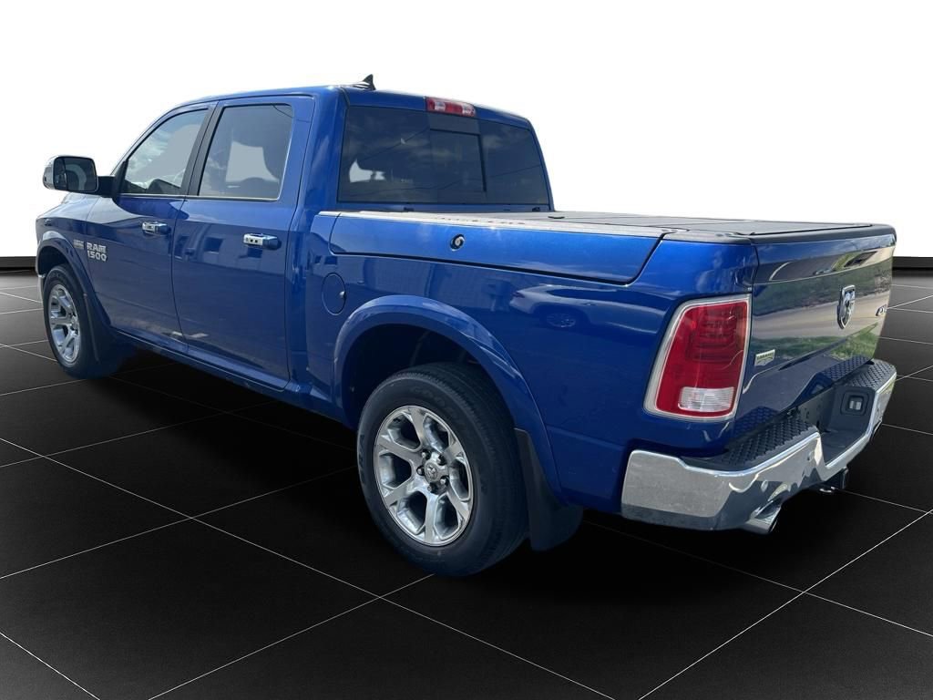 Used 2018 RAM 1500 Laramie AWD/4WD image 3