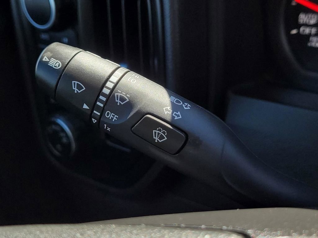 Used 2023 Chevrolet Silverado 1500 Custom image 29