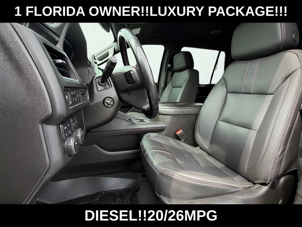 Used 2022 Chevrolet Tahoe RST w/ Luxury Package AWD/4WD image 17