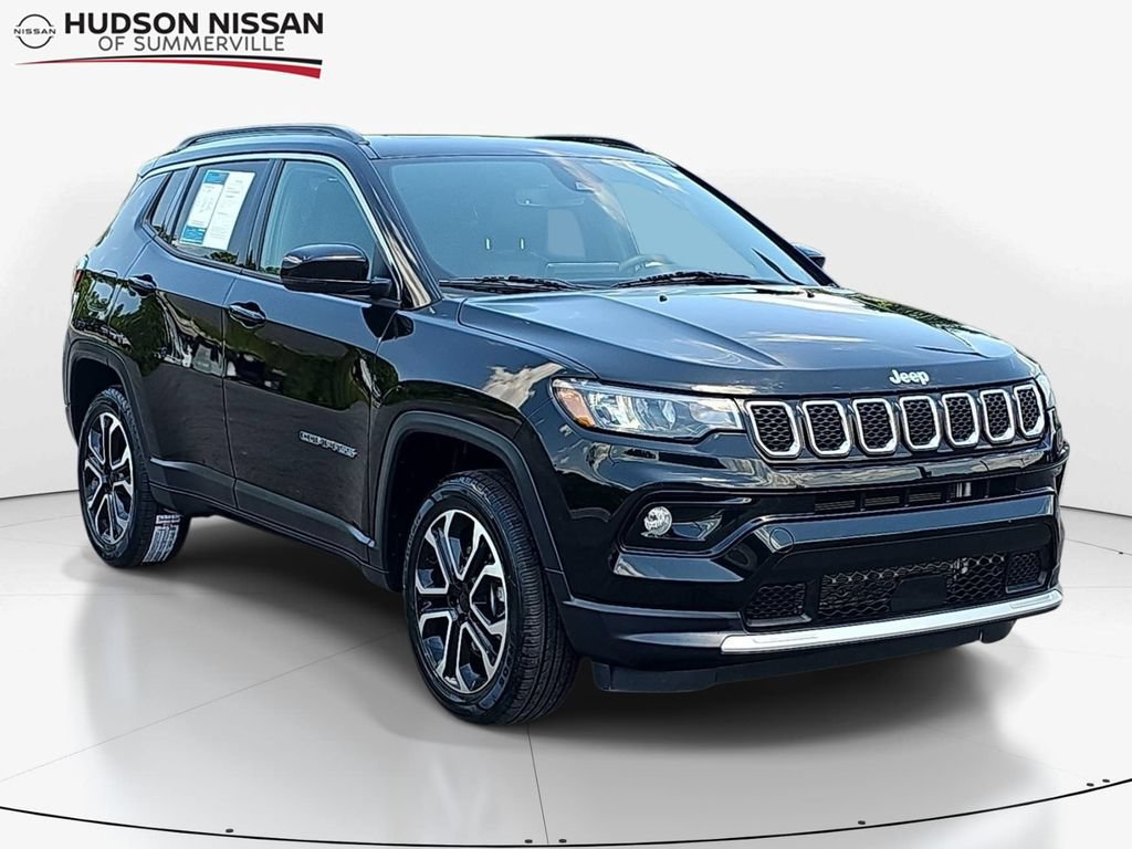 Used 2023 Jeep Compass Limited w/ Sun and Sound Group AWD/4WD image 1