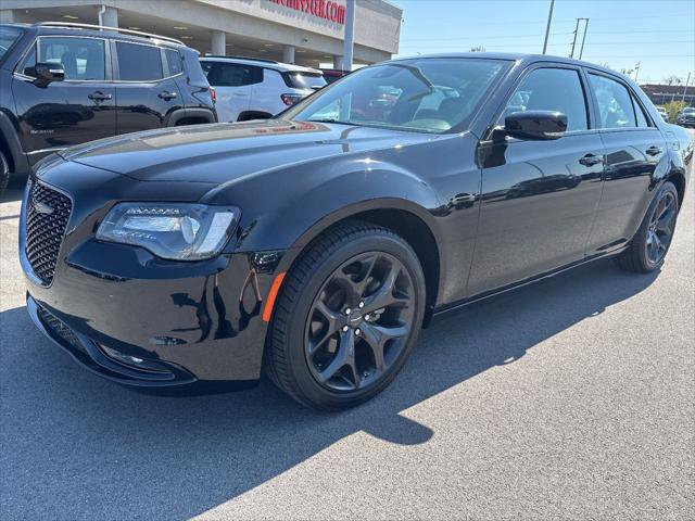 Used 2022 Chrysler 300 S w/ Safetytec Plus Group