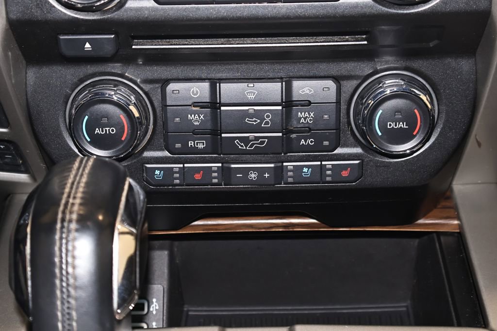 Certified 2018 Ford F150 Lariat image 35