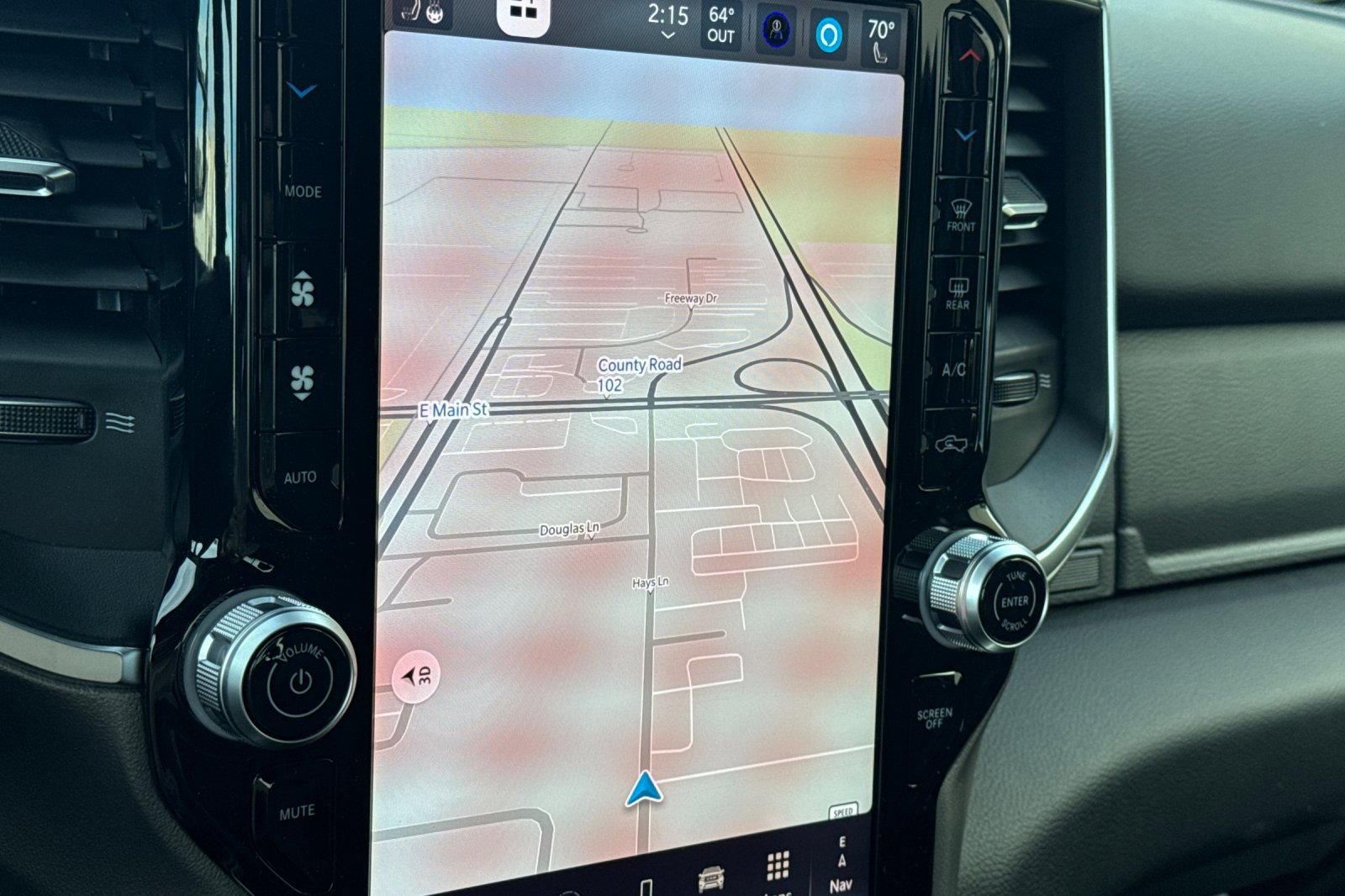 New 2026 RAM 1500 4x4 Crew Cab image 17