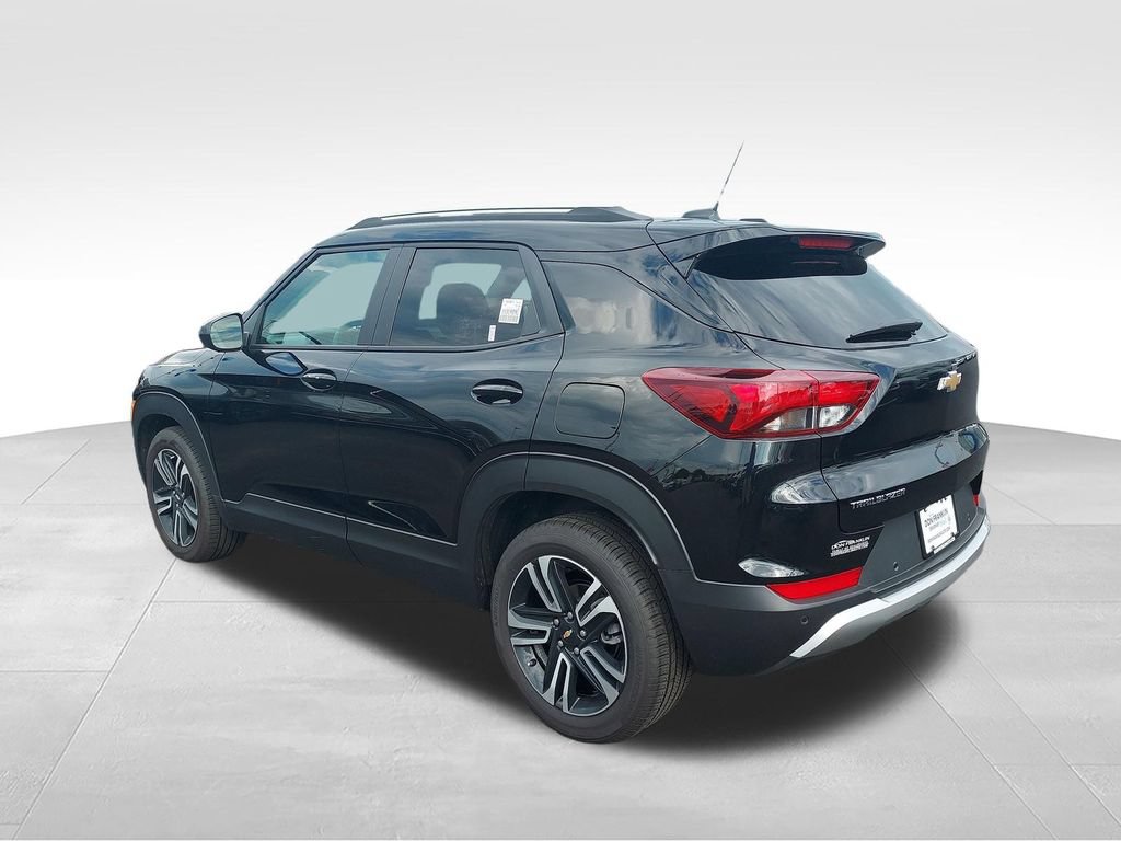 New 2026 Chevrolet TrailBlazer LT w/ Convenience Package FWD image 3