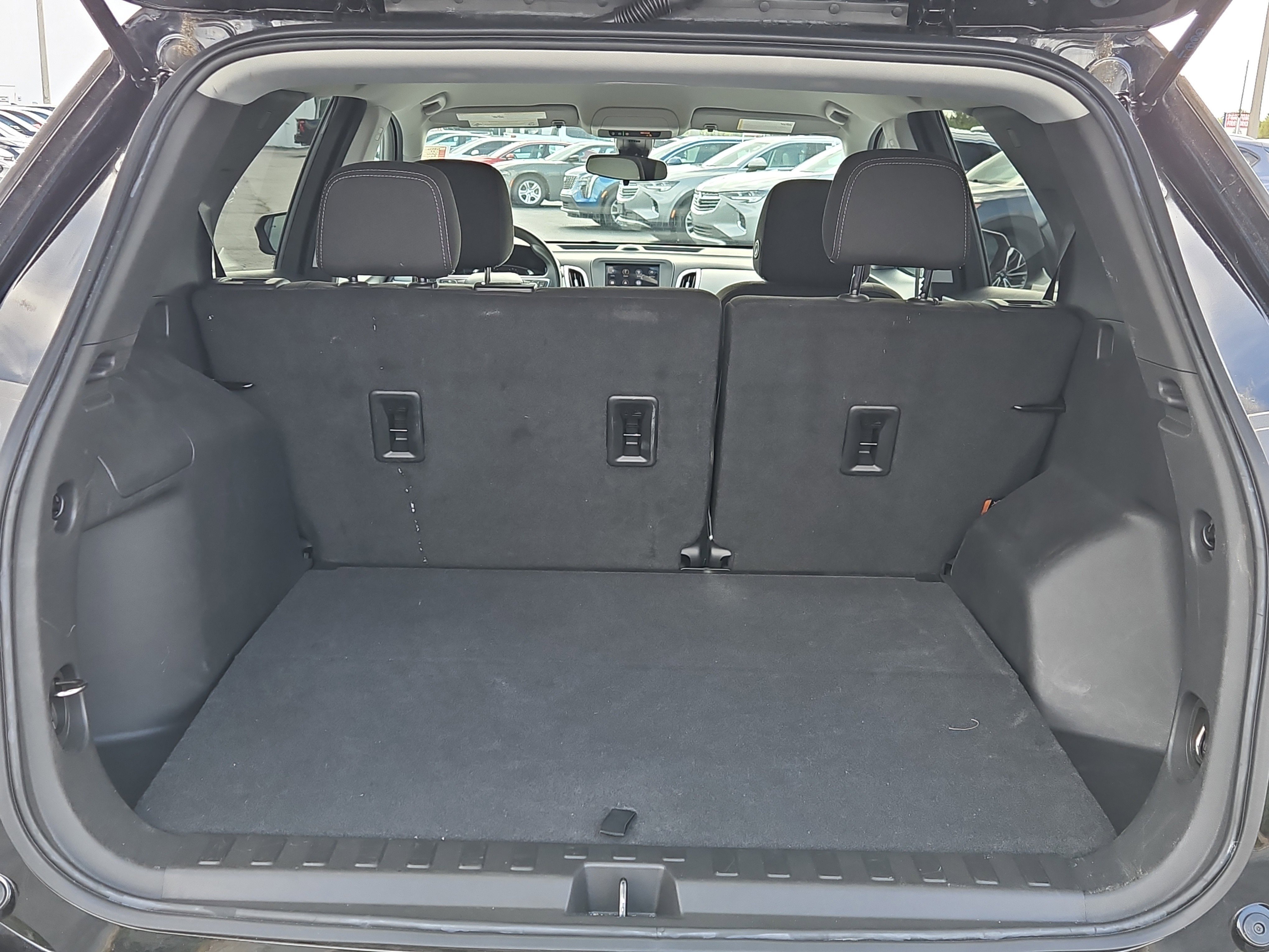 Used 2024 Chevrolet Equinox LS w/ LS Convenience Package FWD image 6