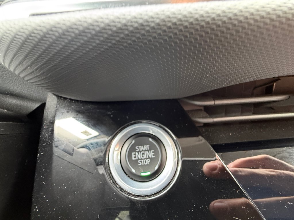 Used 2024 Buick Envision Preferred AWD/4WD image 34