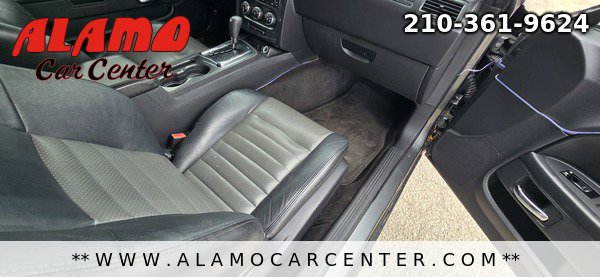 Used 2012 Dodge Challenger SXT RWD image 15