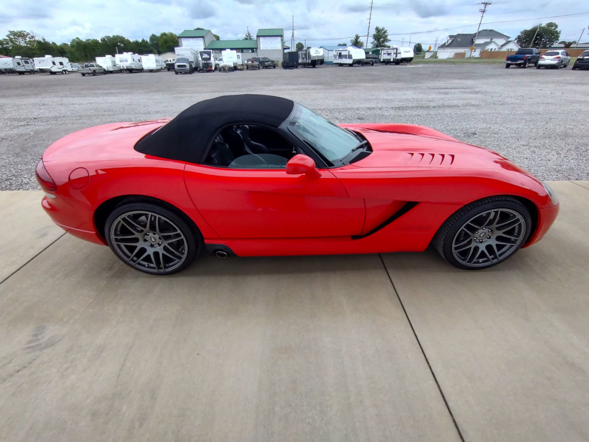 Used 2003 Dodge Viper SRT-10 image 25