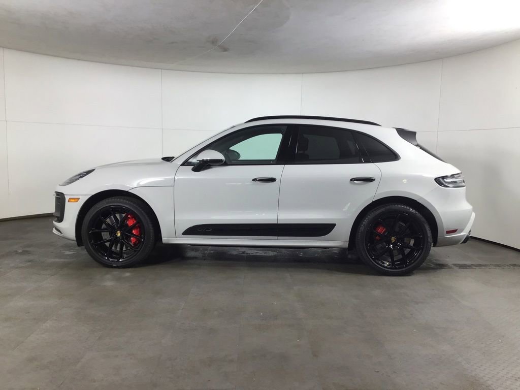 Certified 2023 Porsche Macan GTS w/ Sport Chrono Package AWD/4WD image 2