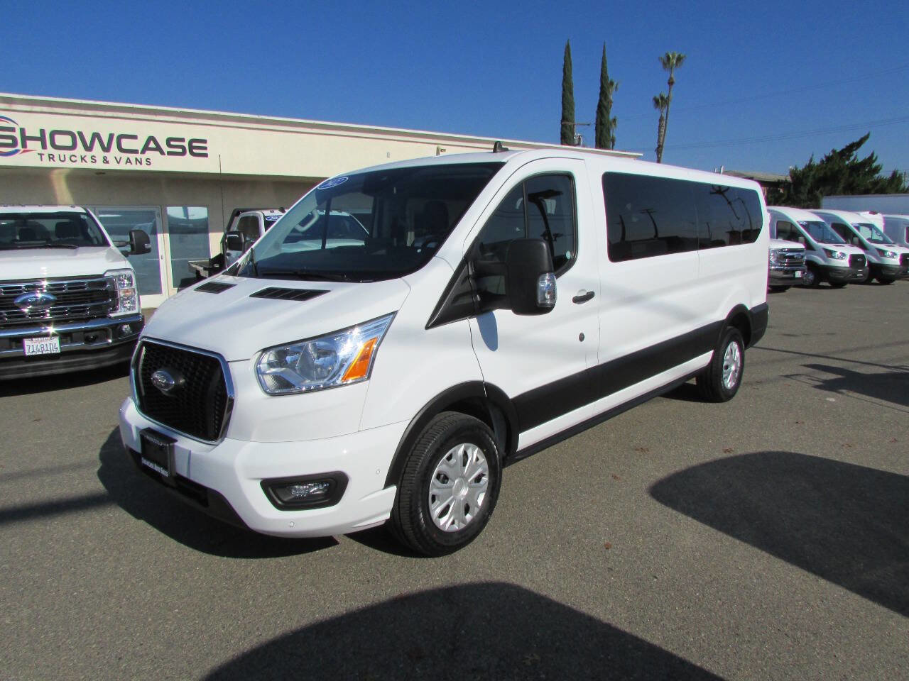 Used 2022 Ford Transit 350 XLT image 4