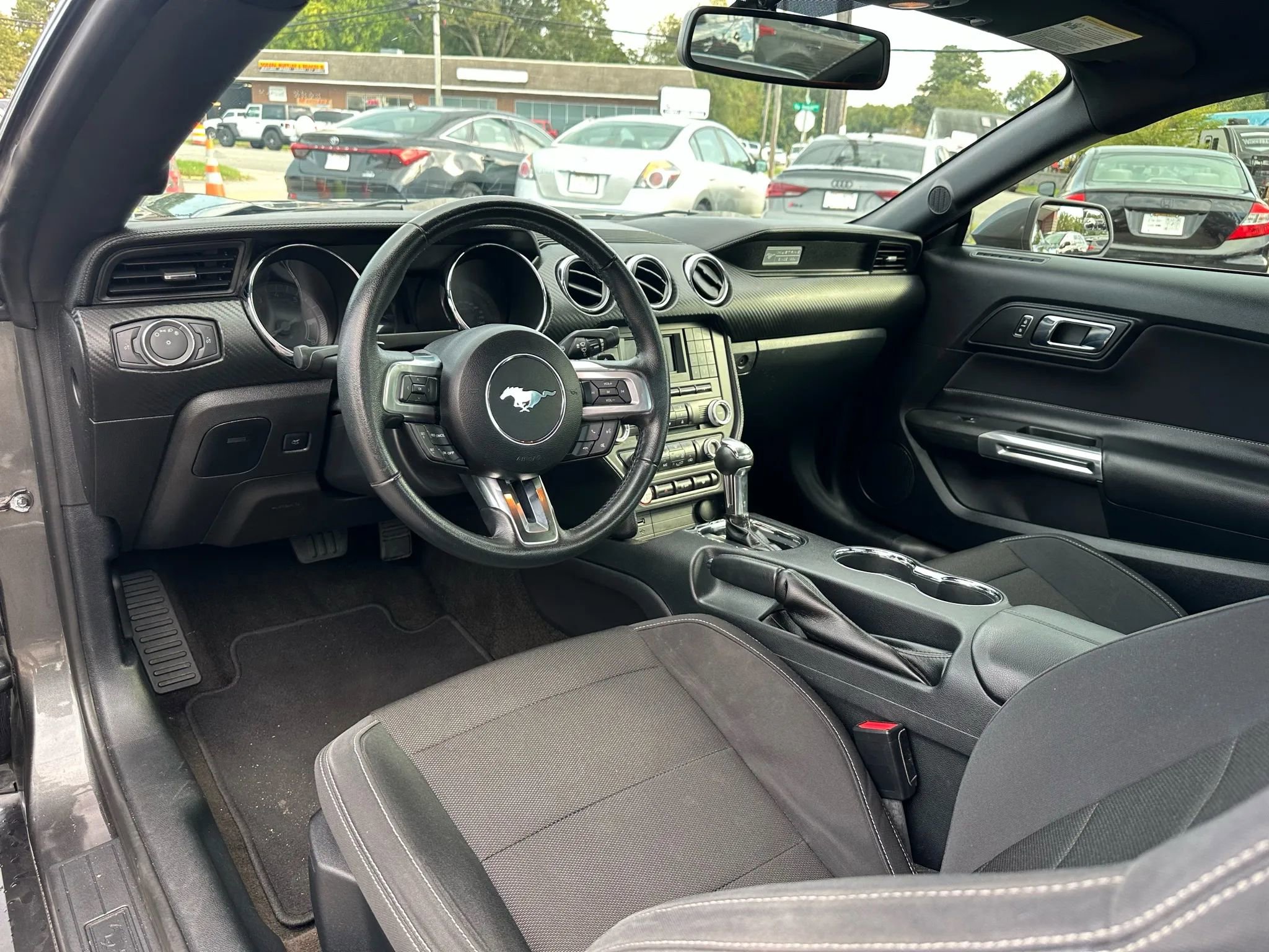 Used 2016 Ford Mustang Coupe image 15