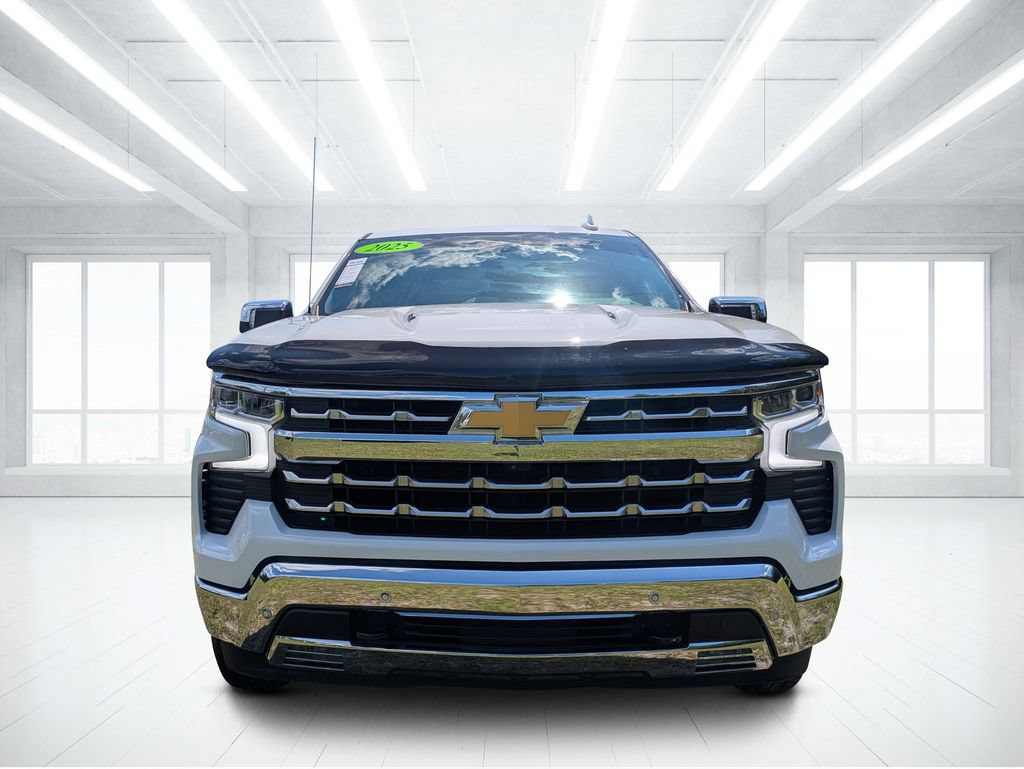 Used 2025 Chevrolet Silverado 1500 LTZ AWD/4WD image 6