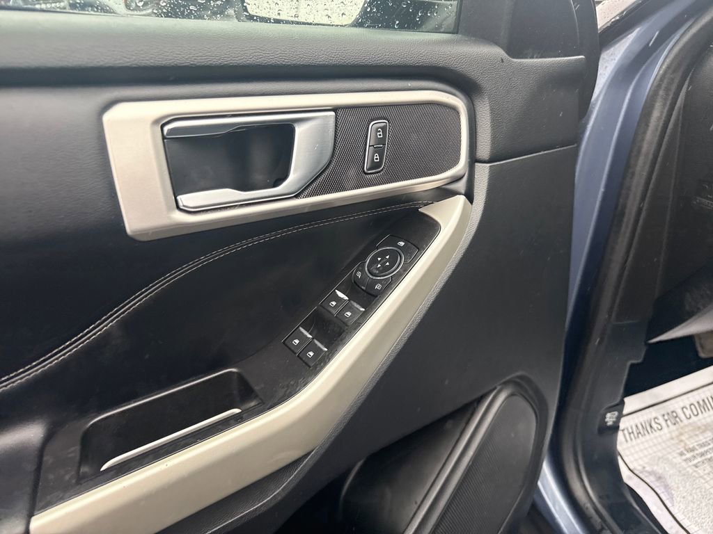 Used 2021 Ford Explorer XLT w/ Equipment Group 202A image 32