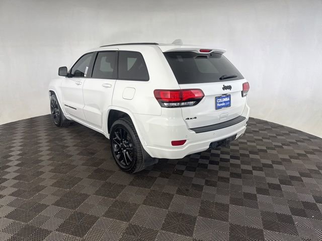 Used 2022 Jeep Grand Cherokee Laredo X AWD/4WD image 9
