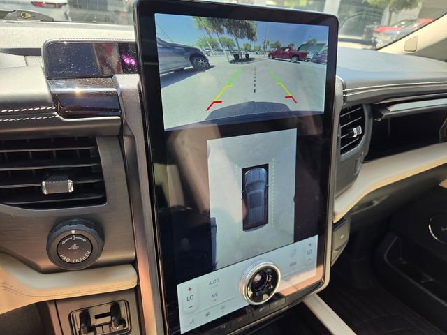 Used 2023 Ford Expedition Platinum image 34