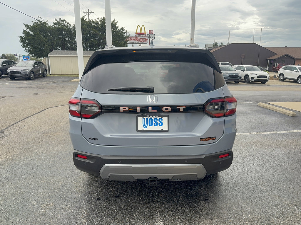 New 2026 Honda Pilot TrailSport image 6