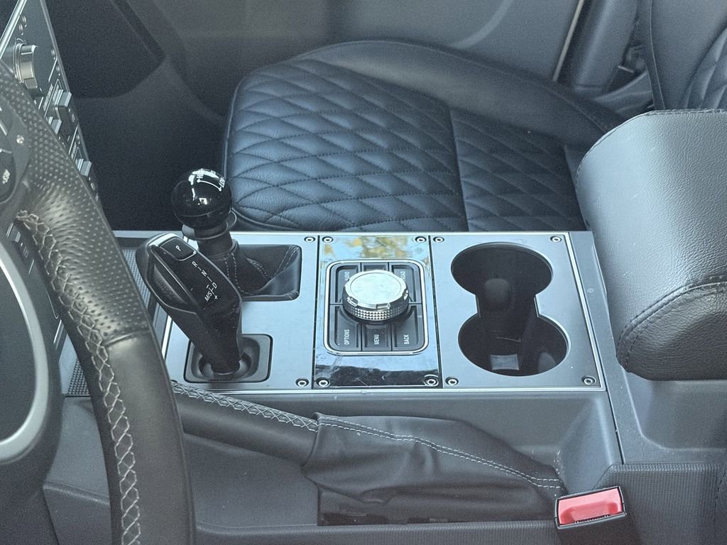 Used 2024 INEOS Grenadier Fieldmaster Edition image 6