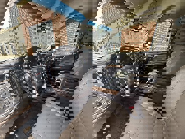 Used 2018 GMC Sierra 1500 SLT w/ SLT Premium Package image 19