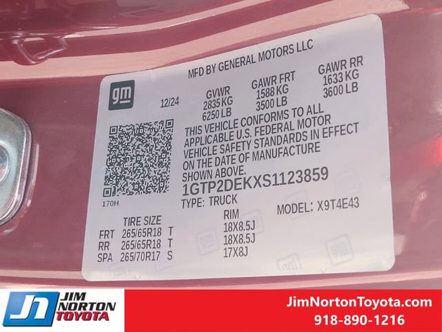 Used 2025 GMC Canyon AT4 w/ Technology Plus Package image 33