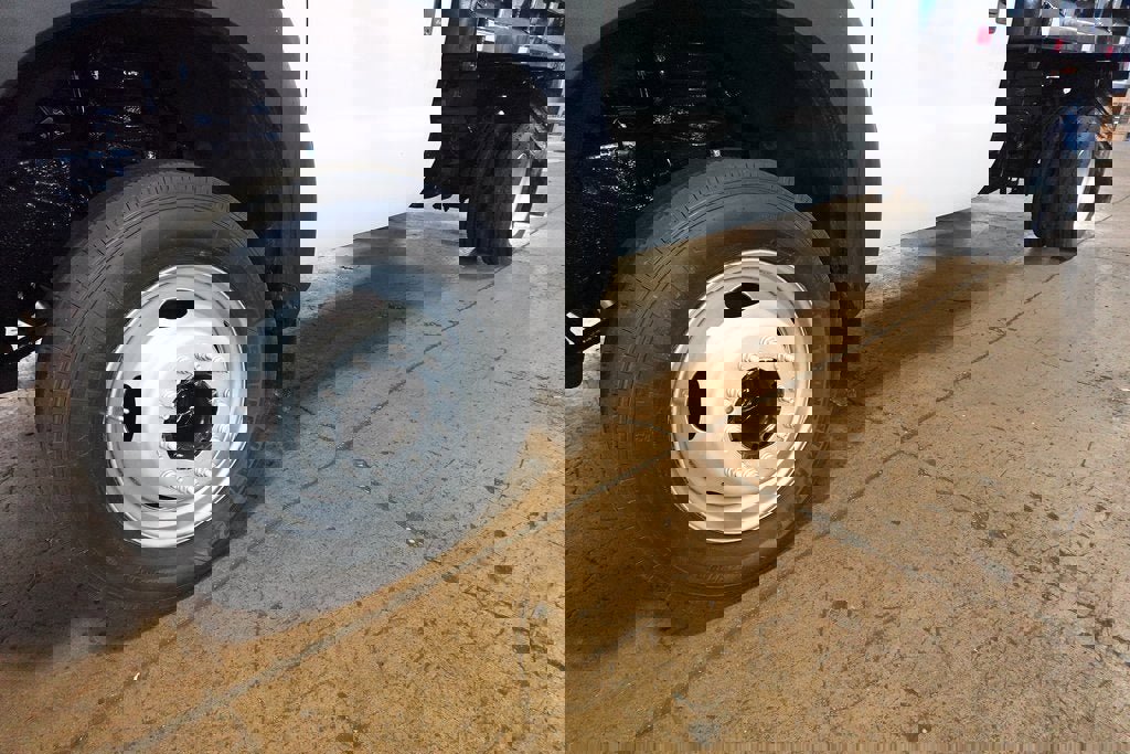 Used 2011 Ford F450 XL w/ Trailer Tow Pkg image 21