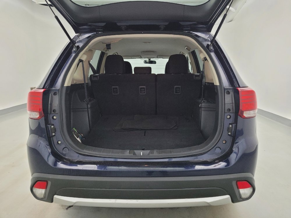 Used 2016 Mitsubishi Outlander ES image 29