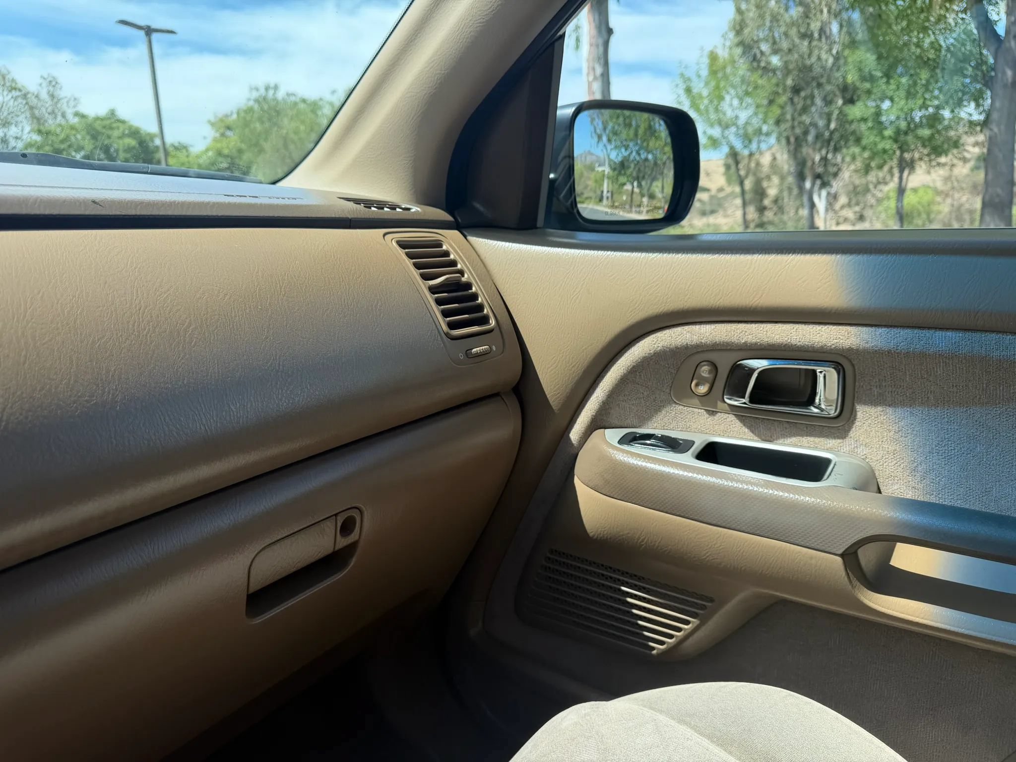 Used 2005 Honda Pilot LX image 24
