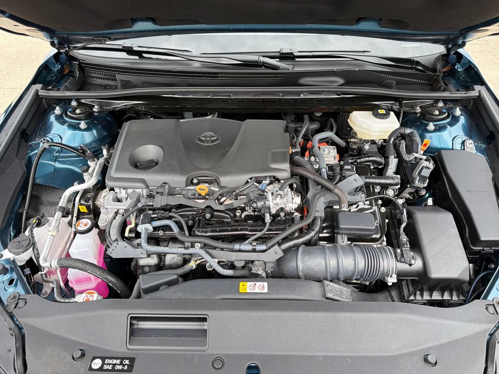 Used 2025 Toyota Camry SE w/ Convenience Package FWD image 27