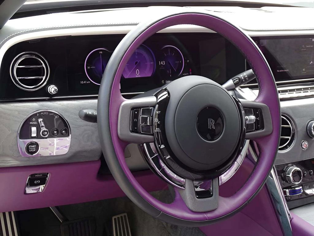 New 2025 Rolls-Royce Cullinan image 23