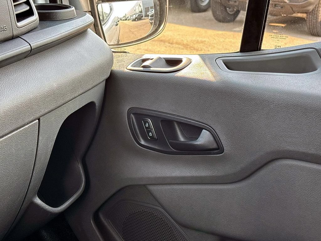 Used 2025 Ford Transit 250 Low Roof w/ Exterior Upgrade Package RWD image 32