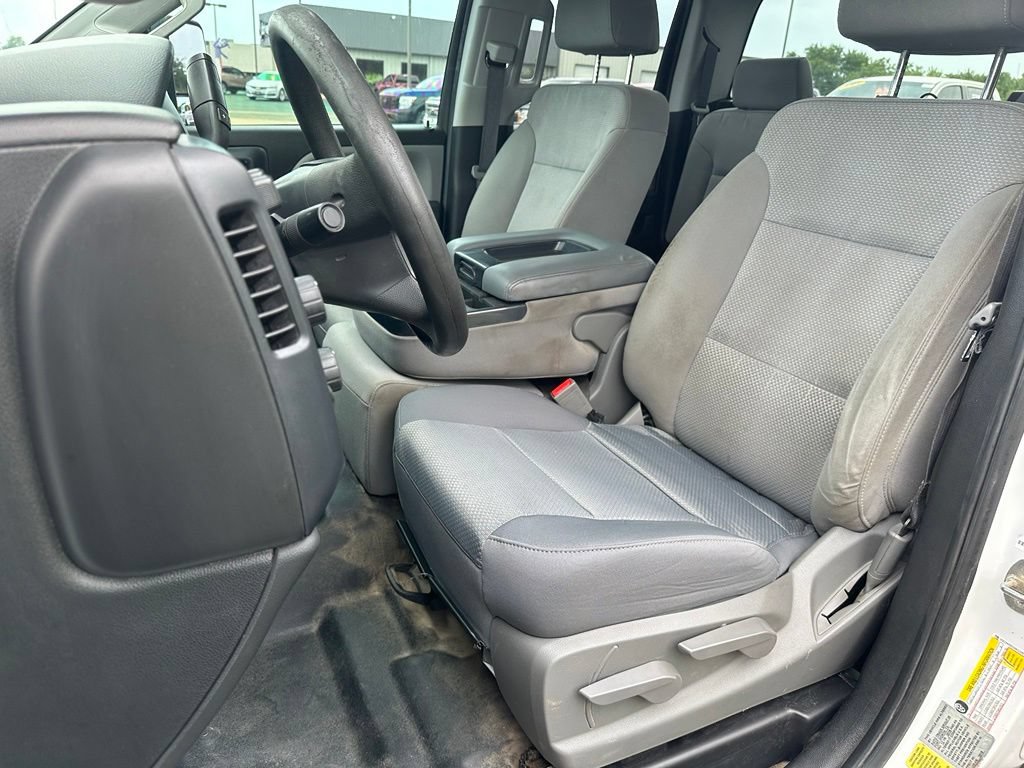 Used 2019 Chevrolet Silverado 2500 W/T AWD/4WD image 14