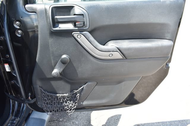 Used 2016 Jeep Wrangler Sport AWD/4WD image 24