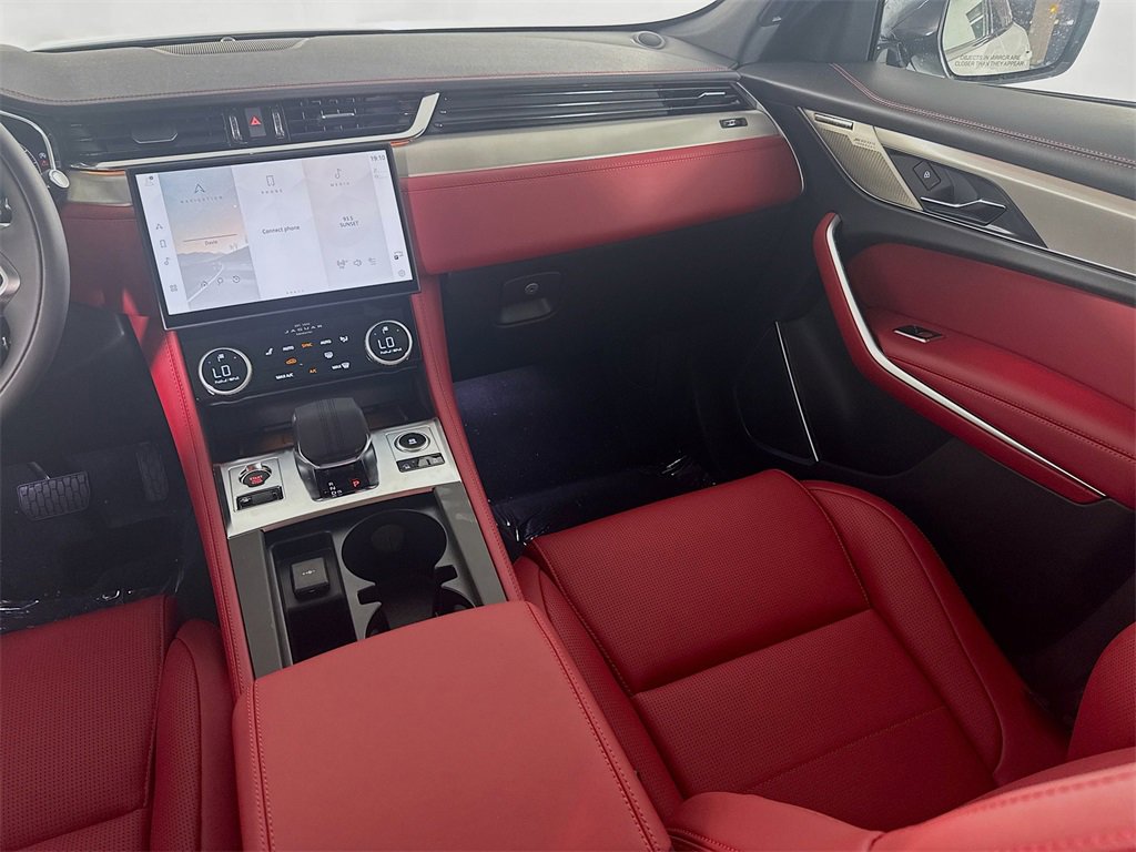New 2026 Jaguar F-PACE R-Dynamic S image 23