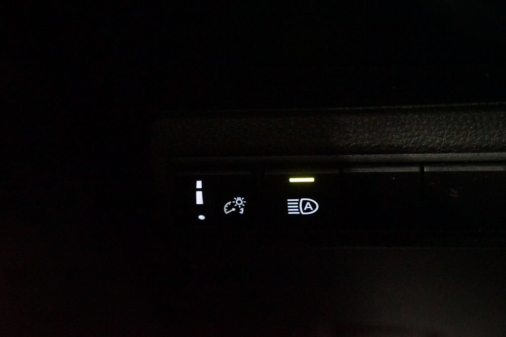 Certified 2024 Toyota Corolla LE FWD image 22