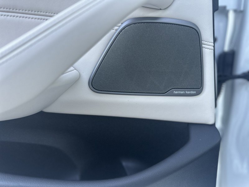 Used 2020 BMW 530i w/ Executive Package image 18