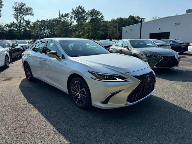 New 2025 Lexus ES 350 w/ Premium Package image 16