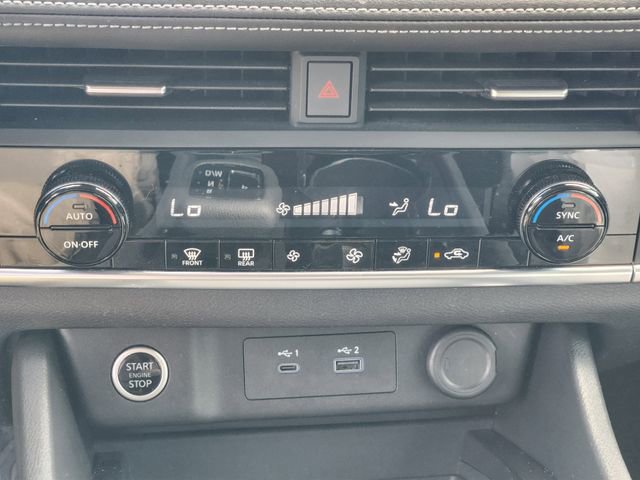 Certified 2023 Nissan Rogue SV image 15