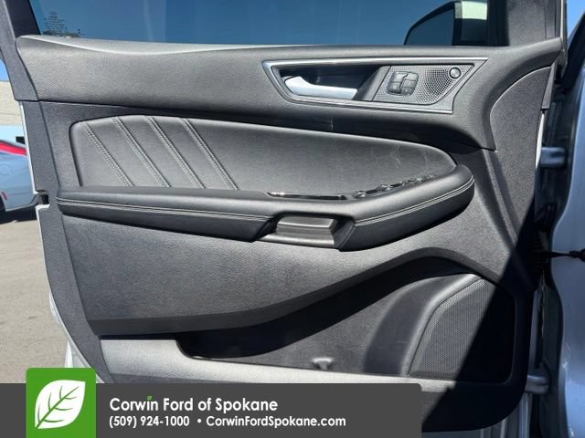 Used 2019 Ford Edge ST w/ Equipment Group 401A AWD/4WD image 21