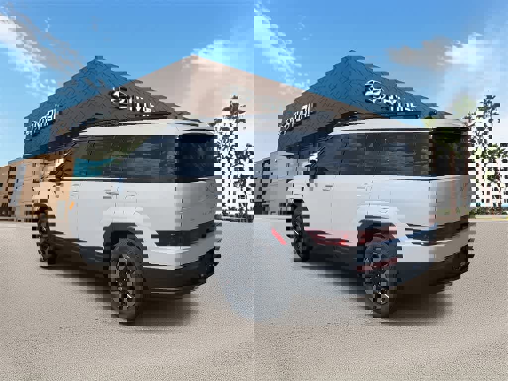 New 2026 Hyundai Santa Fe SEL image 2