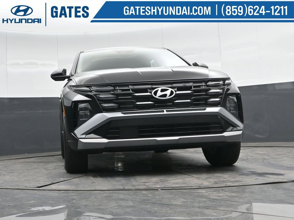 Used 2025 Hyundai Tucson SE AWD/4WD image 38